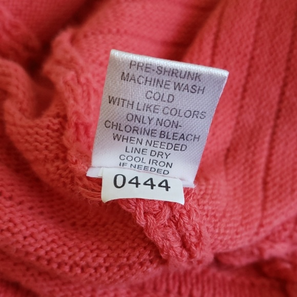 Top - Picture 6 of 6